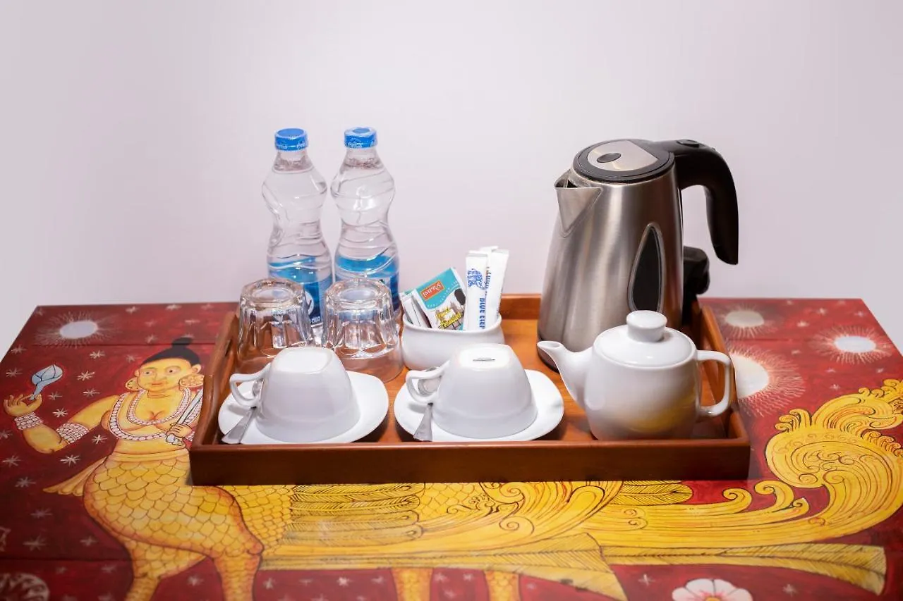 Blue Elephant Boutique Hotel Негомбо