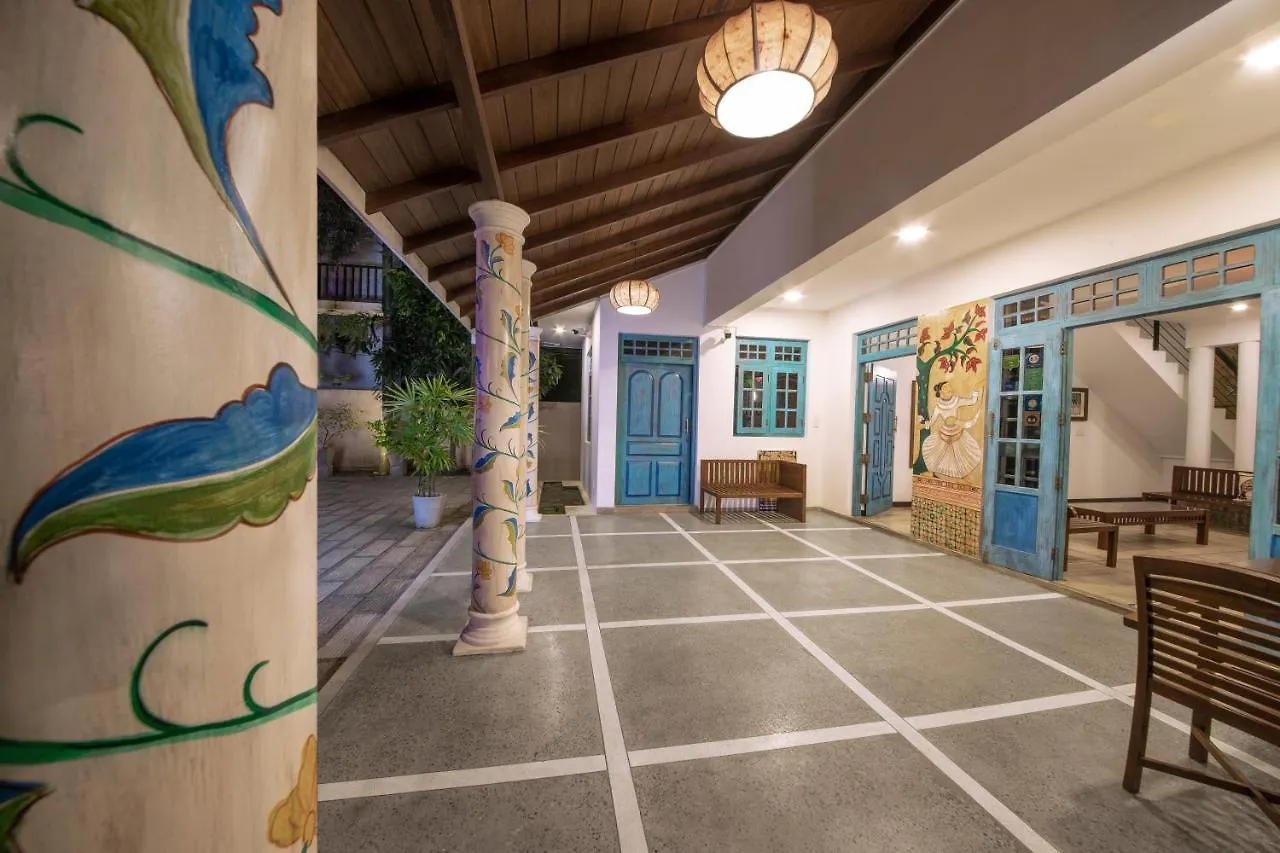 Blue Elephant Boutique Hotel Негомбо